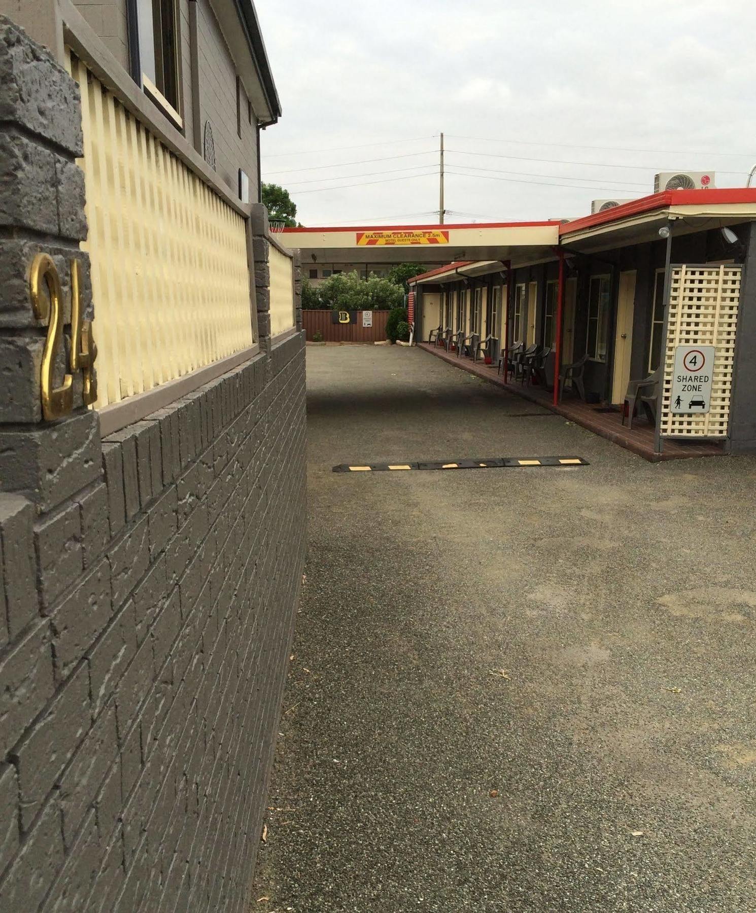 Benjamin Singleton Motel Экстерьер фото