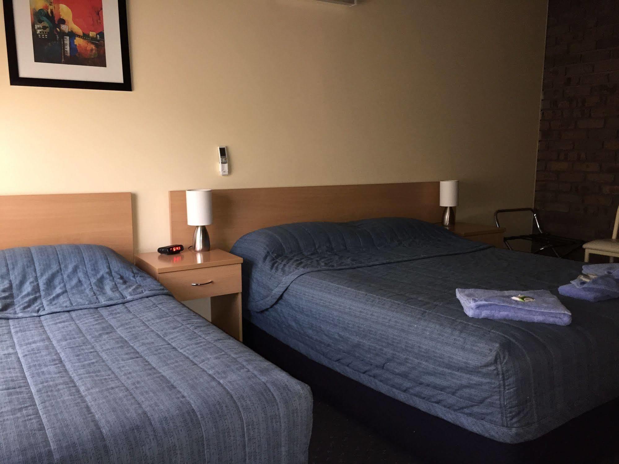 Benjamin Singleton Motel Экстерьер фото
