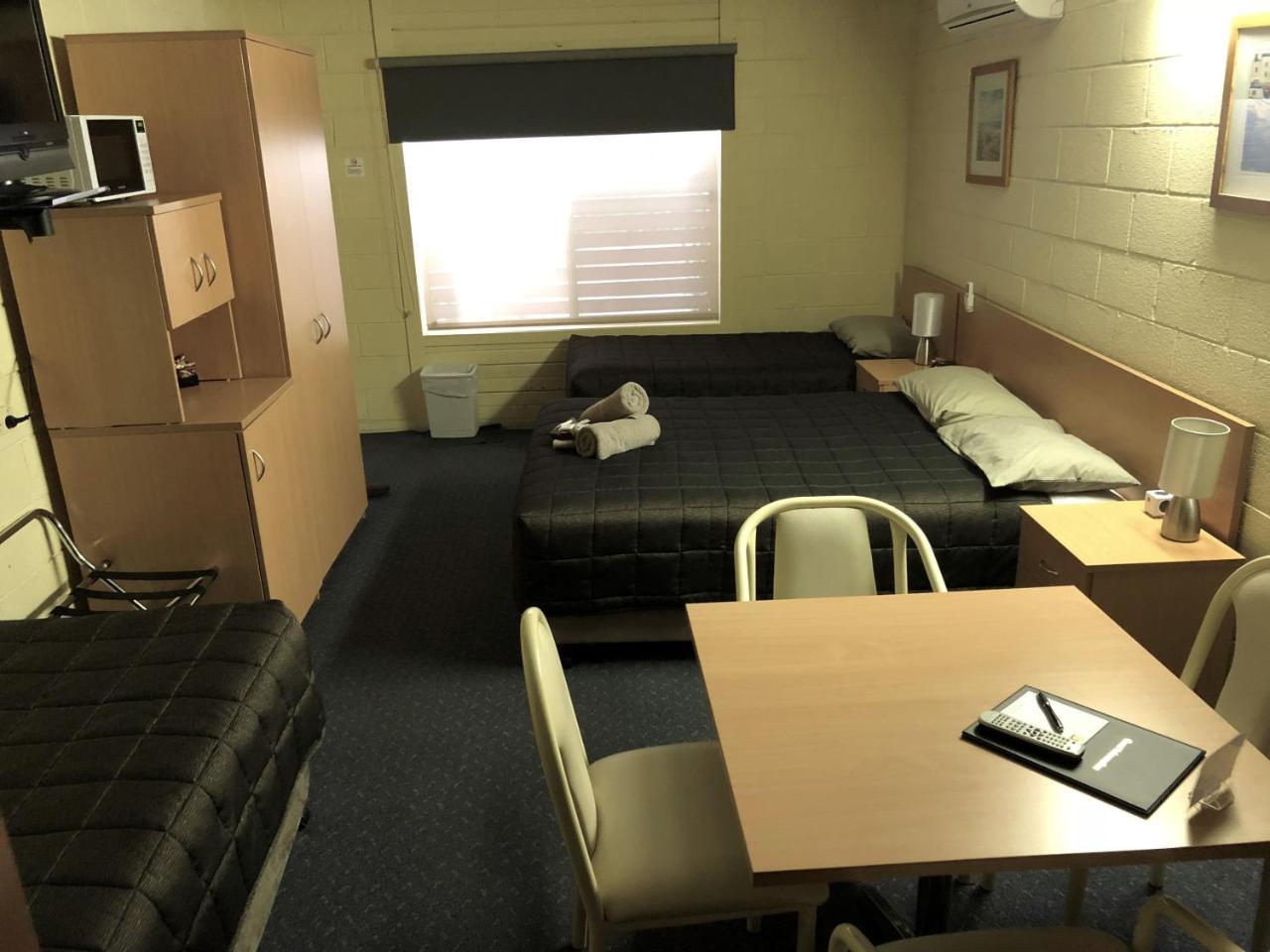 Benjamin Singleton Motel Экстерьер фото